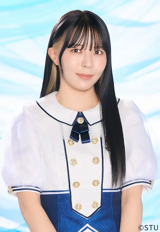 Taniguchi Mahina (26) Member