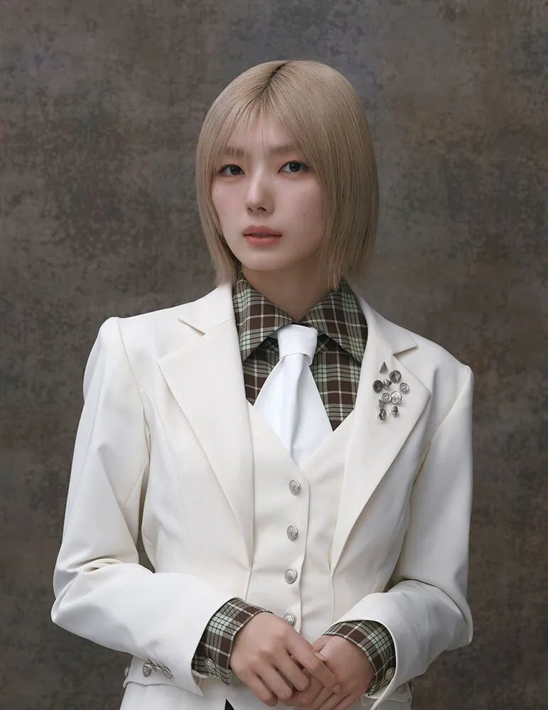 Fujiyoshi Karin (25) Member