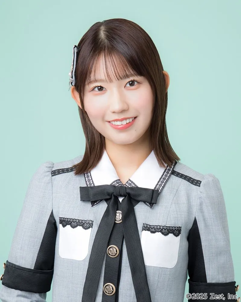 Aoki Rika (27) Member