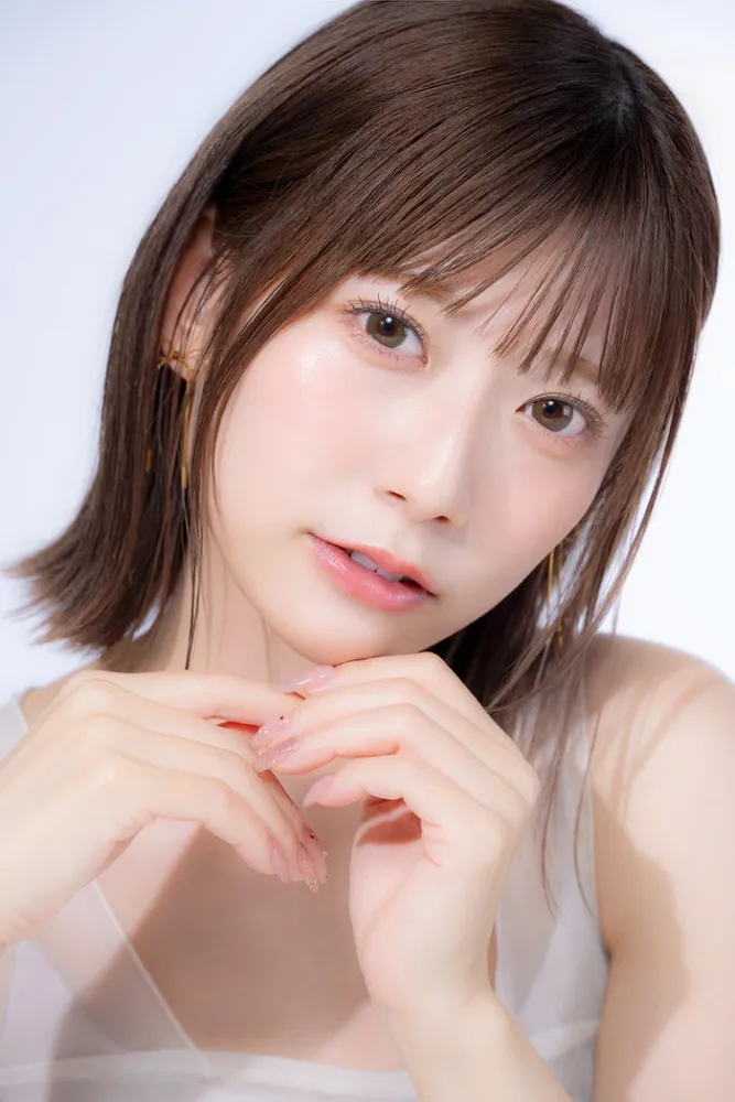 Higashimura Mei (28) Member