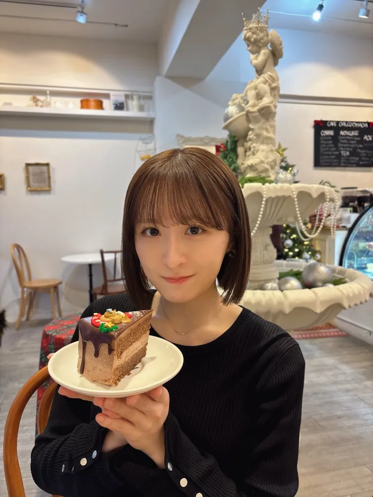 Kawamoto Saya (28) Member