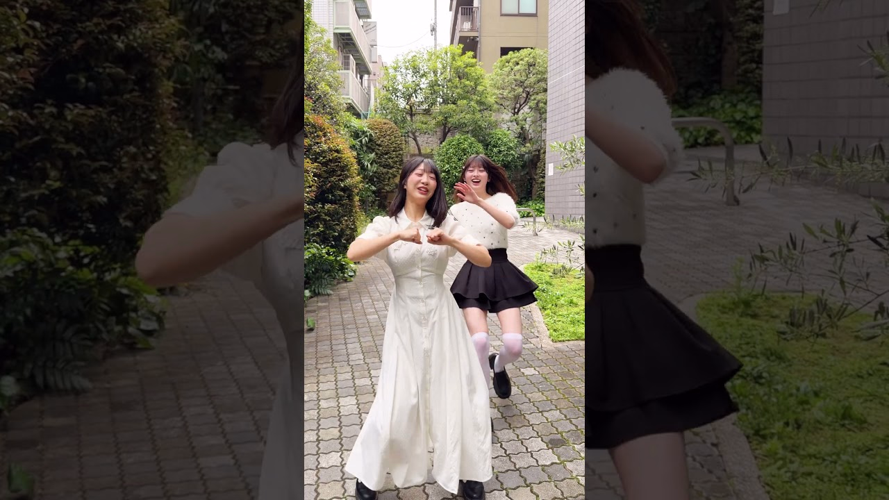 [Living That World Line] Rock, Paper, Scissors Dance AOI・HANNA